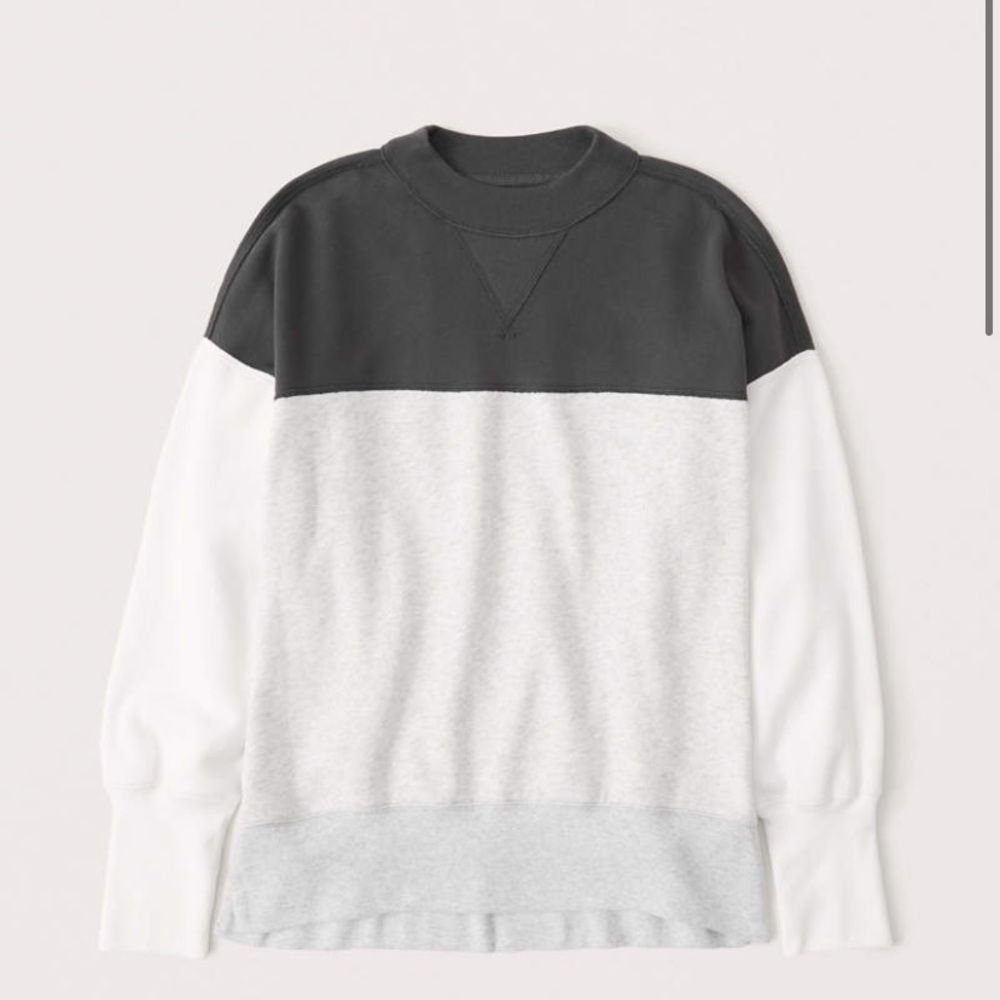 Abercrombie & Fitch crewneck